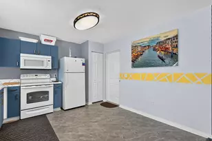 6672 Campanilla, Fort Pierce, FL 34951 - Photo 17