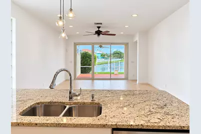 588 Belle Grove Lane, West Palm Beach, FL 33411 - Photo 17