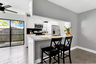 222 SE 1st Circle, Boynton Beach, FL 33435 - Photo 5