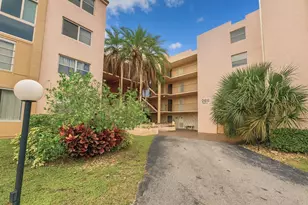 2811 Somerset Dr, Lauderdale Lakes, FL 33311 - Photo 25