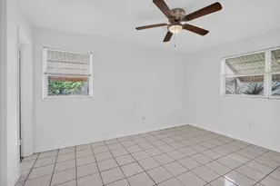 167 NW 49th Ave, Plantation, FL 33317 - Photo 17
