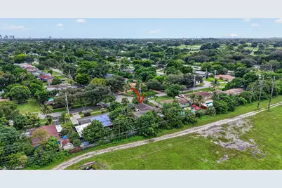 167 NW 49th Avenue, Plantation, FL 33317 - Photo 41