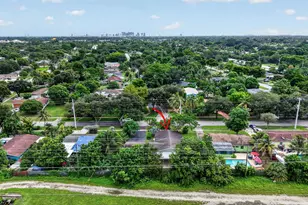167 NW 49th Ave, Plantation, FL 33317 - Photo 39