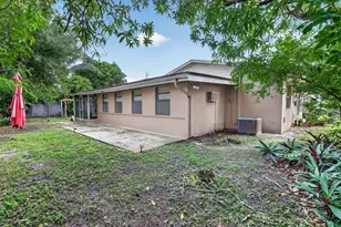 167 NW 49th Ave, Plantation, FL 33317 - Photo 35