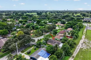 167 NW 49th Ave, Plantation, FL 33317 - Photo 43