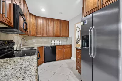 2 Stratford Drive E #A, Boynton Beach, FL 33436 - Photo 13