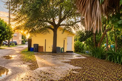 11 S D Street, Lake Worth, FL 33460 - Photo 23