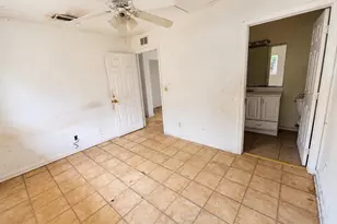 11 S D St, Lake Worth, FL 33460 - Photo 13