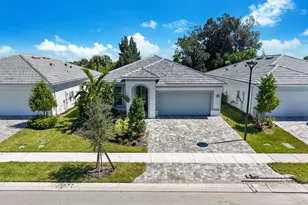 8442 Pequod Ave, Vero Beach, FL 32967 - Photo 1