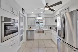 613 NE 25th Ave, Pompano Beach, FL 33062 - Photo 17