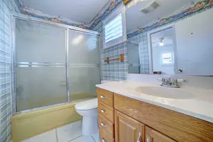 910 SW 7th Ave, Boynton Beach, FL 33426 - Photo 17