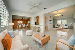 910 SW 7th Ave, Boynton Beach, FL 33426 - Photo 5