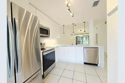 5151 W Club Circle #202, Boca Raton, FL 33487 - Photo 3