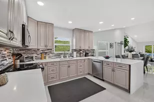 9767 Erica Ct, Boca Raton, FL 33496 - Photo 7