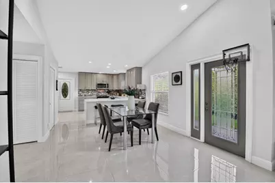 9767 Erica Court, Boca Raton, FL 33496 - Photo 13
