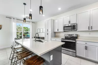 4392 Veleiros Avenue, Deerfield Beach, FL 33064 - Photo 7