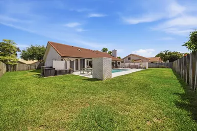 11299 NW 10th Manor, Coral Springs, FL 33071 - Photo 23