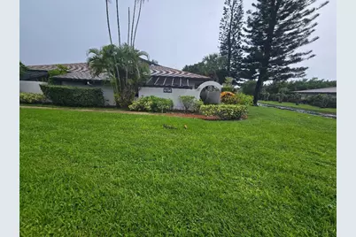 5700 Queen Palm Court #B, Delray Beach, FL 33484 - Photo 1