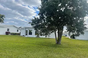 131 NW 14th St, Boynton Beach, FL 33426 - Photo 23
