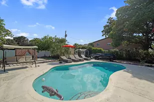 220 NW 42nd St, Oakland Park, FL 33309 - Photo 39