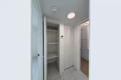 100 SE 21st Street #1-8, Fort Lauderdale, FL 33316 - Photo 7