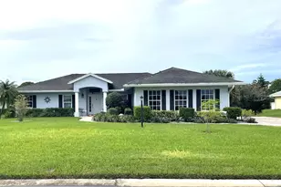 4391 Gator Trace Ln, Fort Pierce, FL 34982 - Photo 1