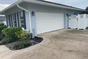 4391 Gator Trace Ln, Fort Pierce, FL 34982 - Photo 11
