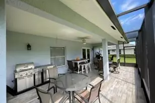 4391 Gator Trace Ln, Fort Pierce, FL 34982 - Photo 13