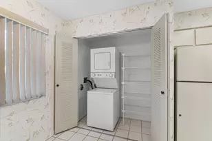 7286 Huntington Ln, Delray Beach, FL 33446 - Photo 13