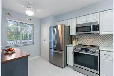 6096 Huntwick Terrace #206, Delray Beach, FL 33484 - Photo 3