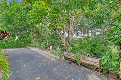 1280 Surf Road #202, Singer Island, FL 33404 - Photo 27