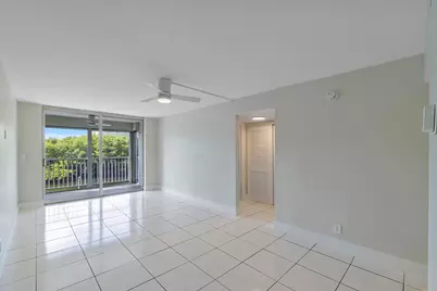 689 NE 6th Court, Boynton Beach, FL 33435 - Photo 5