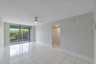 689 NE 6th Ct, Boynton Beach, FL 33435 - Photo 5