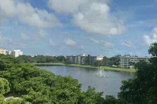 2940 N Course Dr, Pompano Beach, FL 33069 - Photo 37