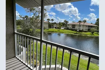 R-1531 SE Royal Green Circle #R-206, Port Saint Lucie, FL 34952 - Photo 3