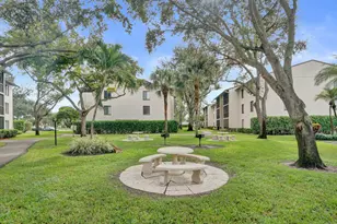 203 Foxtail Dr, Greenacres, FL 33415 - Photo 29