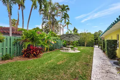 305 Hibiscus Avenue, Pompano Beach, FL 33062 - Photo 27