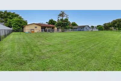 110 Meadowlark Drive, Royal Palm Beach, FL 33411 - Photo 45