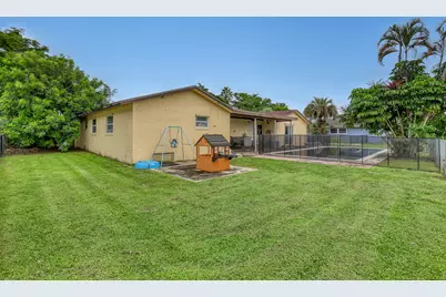 110 Meadowlark Drive, Royal Palm Beach, FL 33411 - Photo 41
