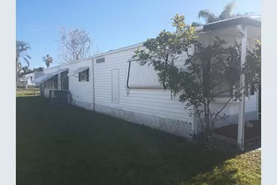 12 Universidad Lane, Port Saint Lucie, FL 34952 - Photo 3