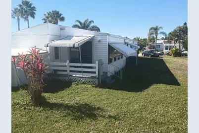 12 Universidad Lane, Port Saint Lucie, FL 34952 - Photo 5