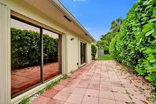 2001 Maplewood Dr, Coral Springs, FL 33071 - Photo 49