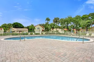 2001 Maplewood Dr, Coral Springs, FL 33071 - Photo 51