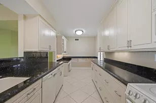 16910 Bay St, Jupiter, FL 33477 - Photo 19
