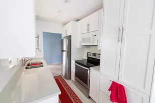 11030 NW 27th St, Sunrise, FL 33322 - Photo 3
