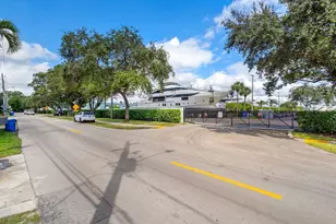1720 SW 20th St, Fort Lauderdale, FL 33315 - Photo 37