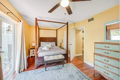1100 NE 4th Street, Hallandale Beach, FL 33009 - Photo 9