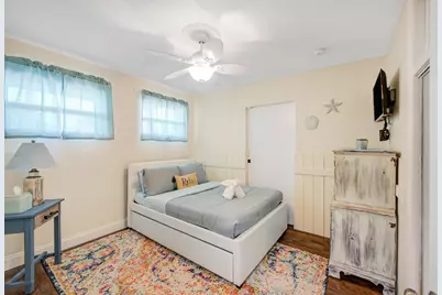 1100 NE 4th Street, Hallandale Beach, FL 33009 - Photo 3