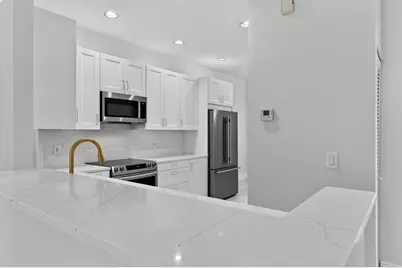 9818 Crescent View Drive S, Boynton Beach, FL 33437 - Photo 11