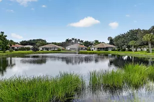 9818 Crescent View Dr S, Boynton Beach, FL 33437 - Photo 5